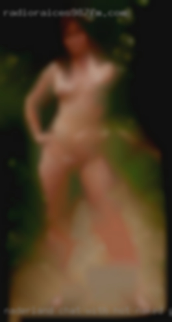 Naderland chat with hot naked girl.